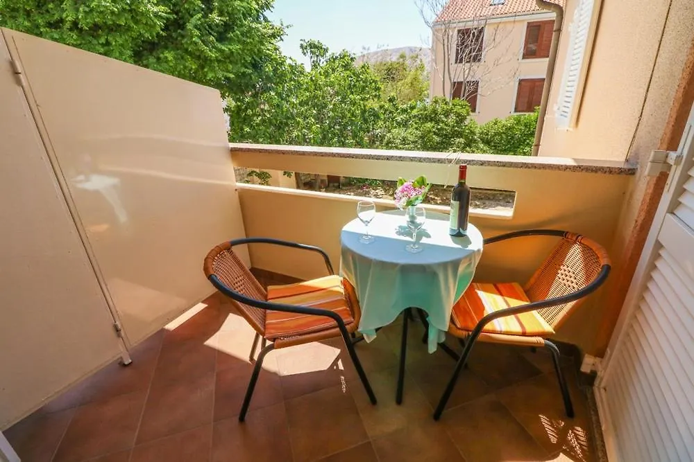 Double Rooms Tomica 2 With Balcony Baska