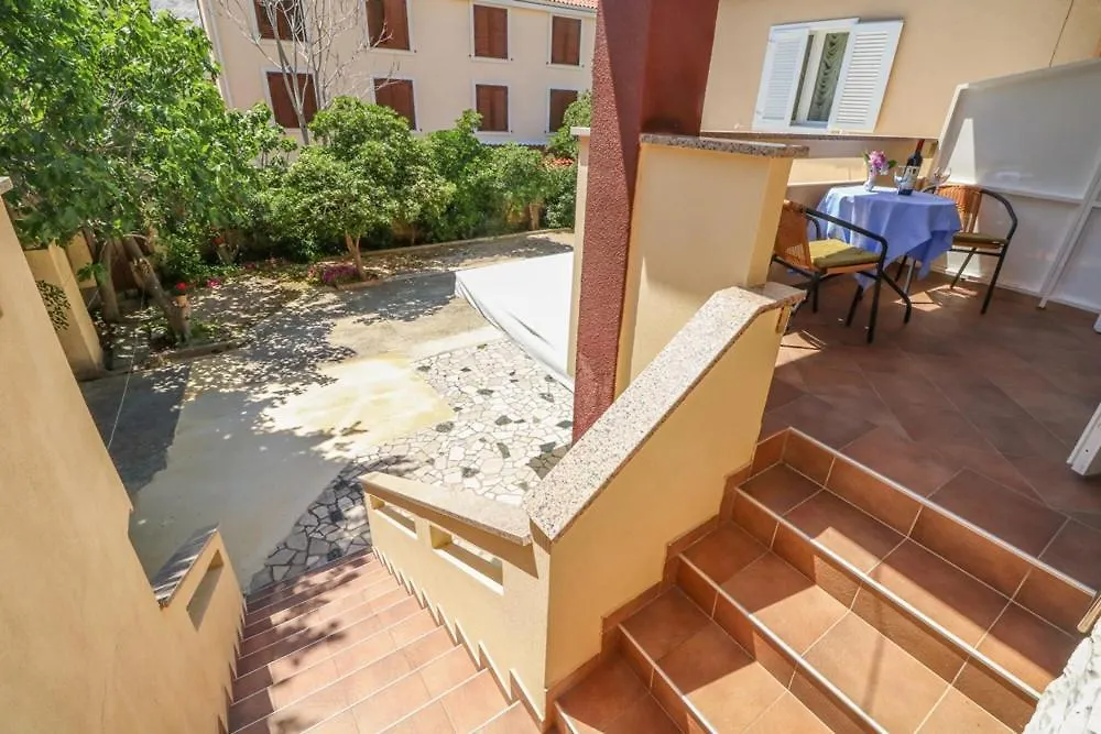 Double Rooms Tomica 2 With Balcony Baska  Apartment Baska (Krk)
