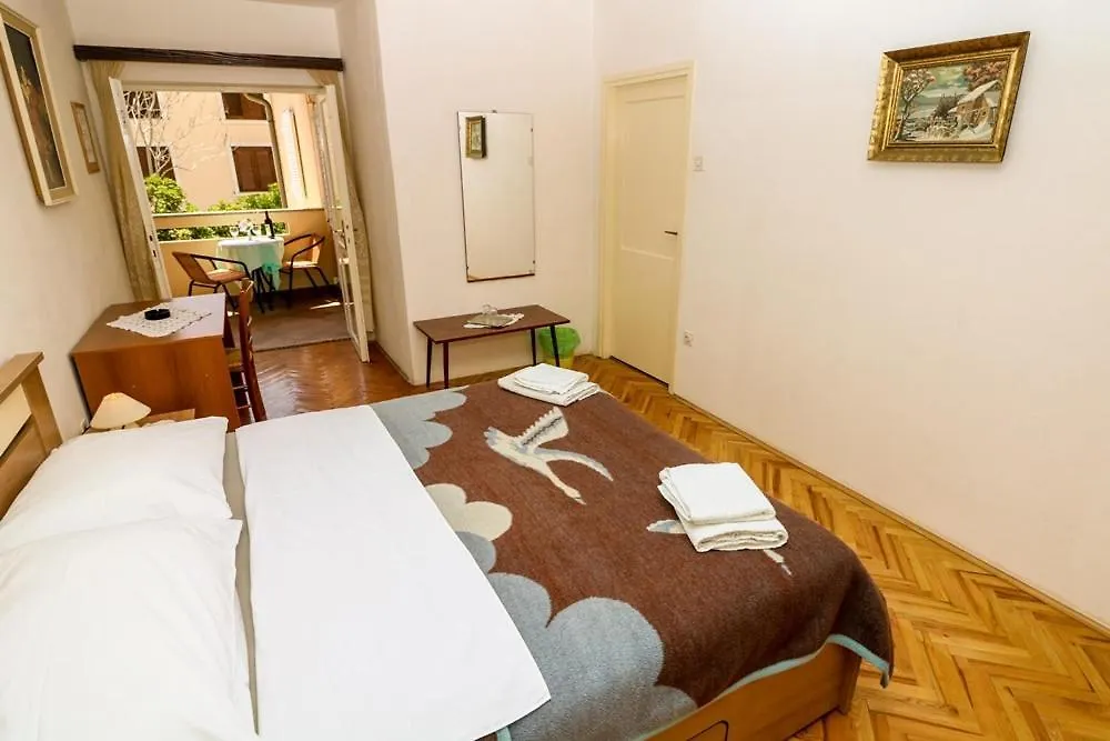 Double Rooms Tomica 2 With Balcony Baska  0*, Baska (Krk)