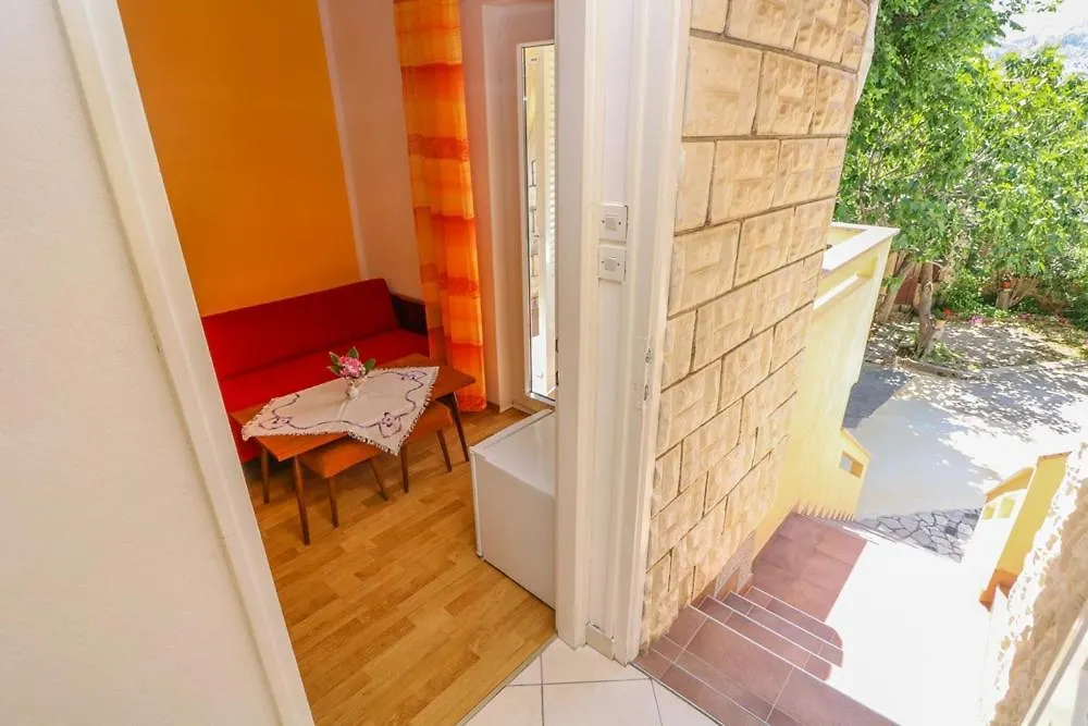 Apartment Double Rooms Tomica 2 With Balcony Baska