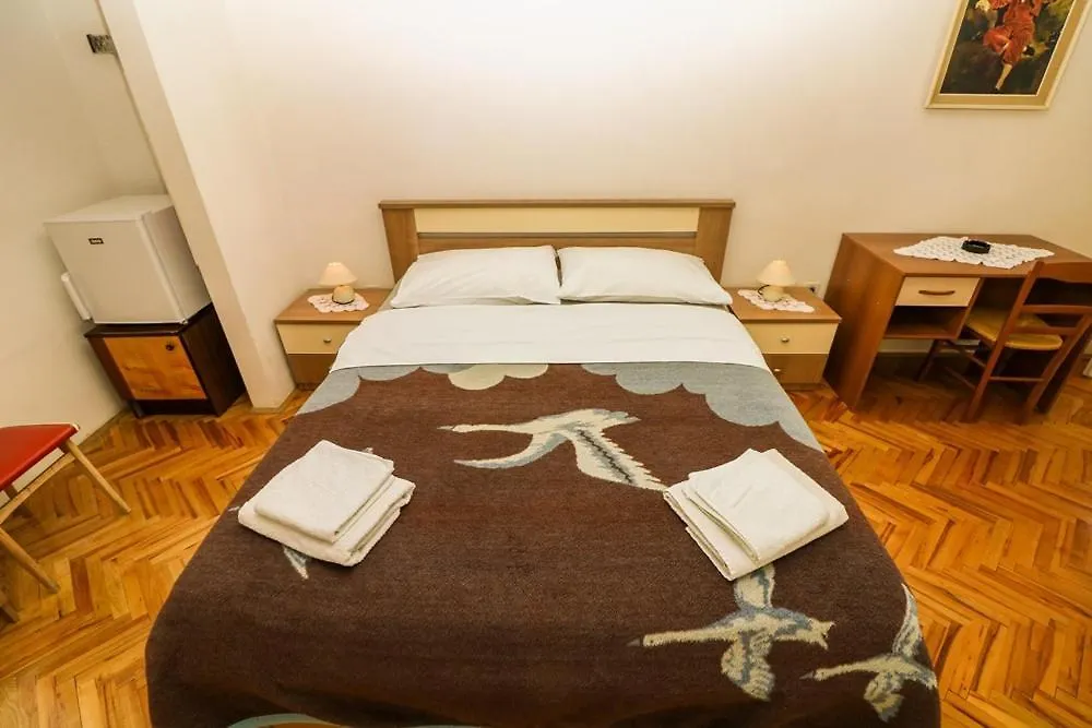 Double Rooms Tomica 2 With Balcony Baska  Baska (Krk)